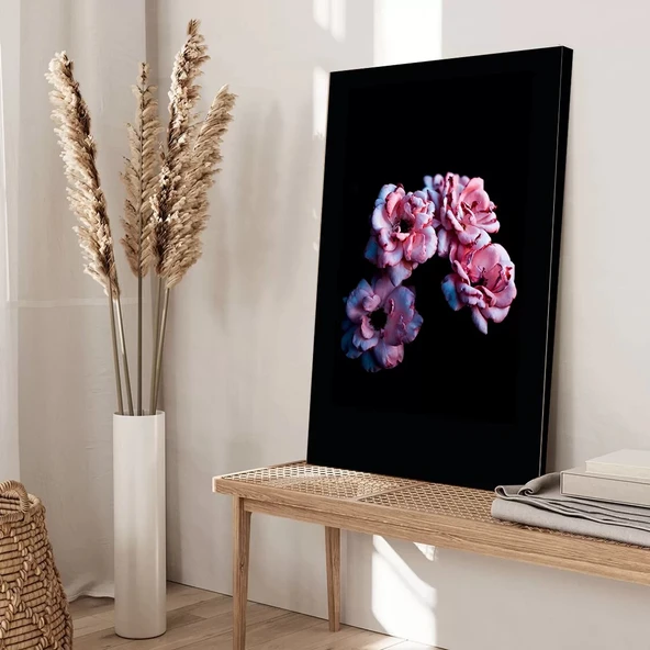 Kara Arkaplandaki Pembe Çiçekler Kanvas Tablo - Resim 3