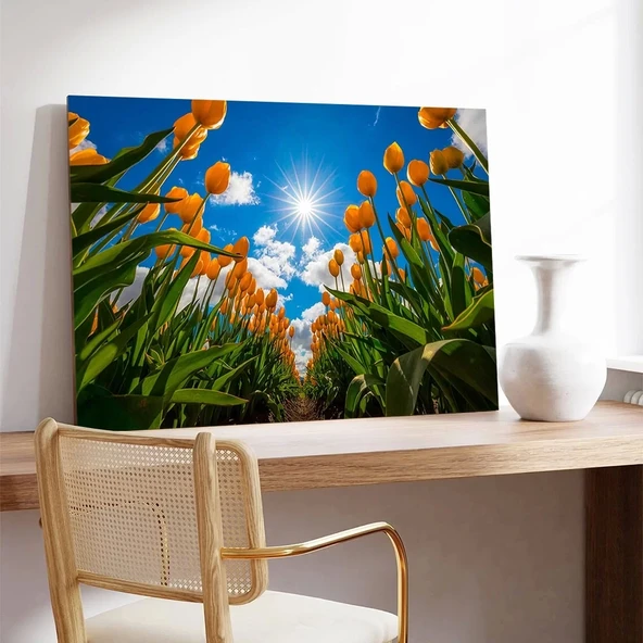Gökyüzüne Uzanan Sarı Laleler Kanvas Tablo - Resim 3