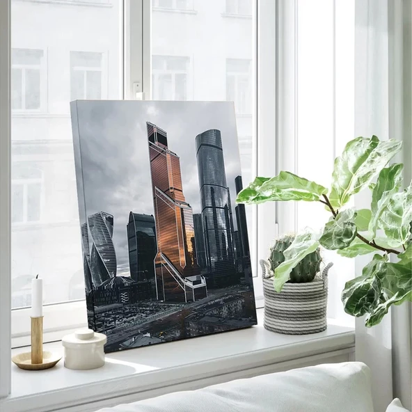 Gökdelenlerin Arasında Kanvas Tablo - Resim 2