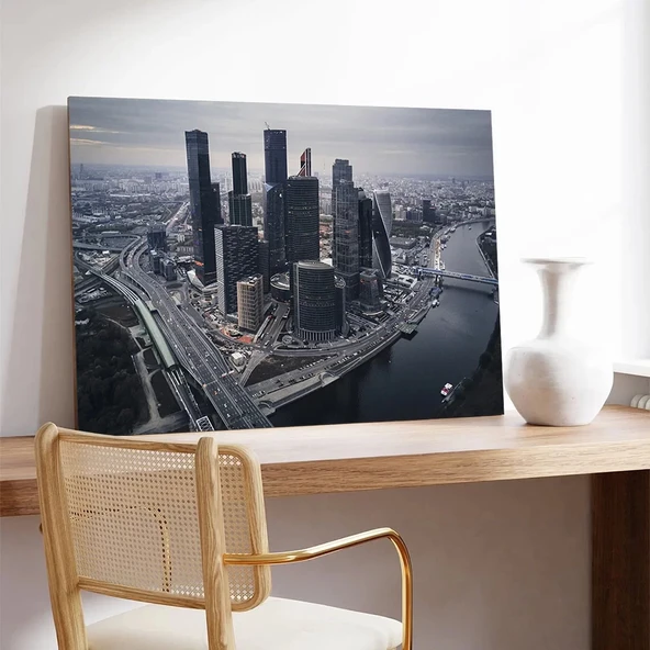 Metropolün Kalbinde Kanvas Tablo - Resim 2