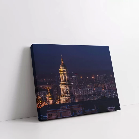 Katedralin Gece Görünümü Kanvas Tablo ürün görseli