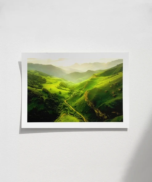 Çerçevesiz Poster Doğanın Kucağında ürün görseli