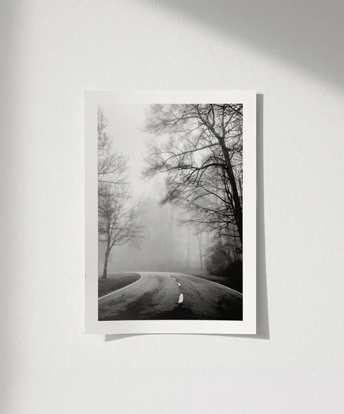 Çerçevesiz Poster Sisli Yolculuk ürün görseli