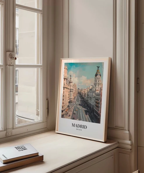 Çerçevesiz Poster Madrid’in İkonik Caddesi - Resim 3