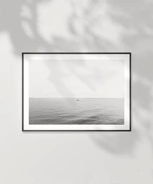 Çerçevesiz Poster Denizin Ortasında - Resim 2