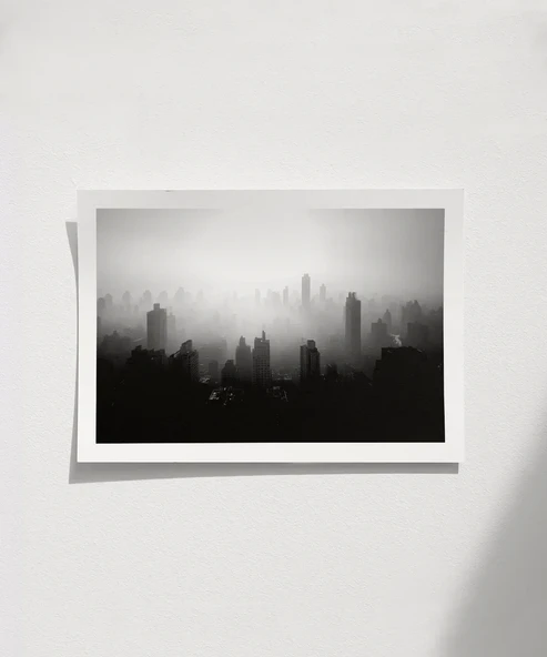 Çerçevesiz Poster Gölgeler İçinde Metropol ürün görseli