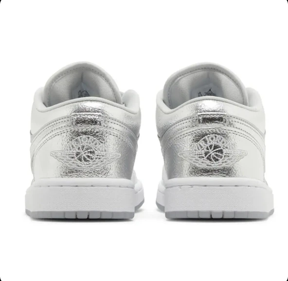 Air Jordan 1 Low SE Metallic Silver - Resim 3