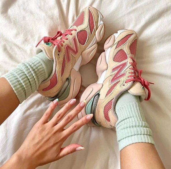 Joe FreshGoods x New Balance 9060 Inside Voices Penny Cookie Pink ürün görseli