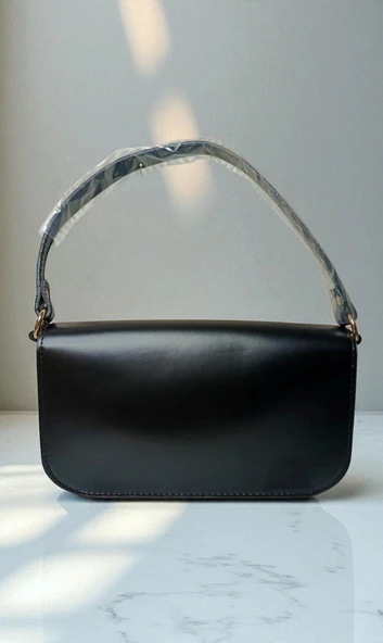 Kadın Ayarlanabilir Askılı Suni Deri Kapağı V Harfi Detaylı El ve Omuz Çantası - 2