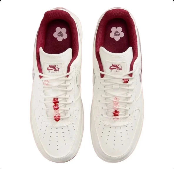 Nike Air Force 1 Valentine’s Day - Resim 5