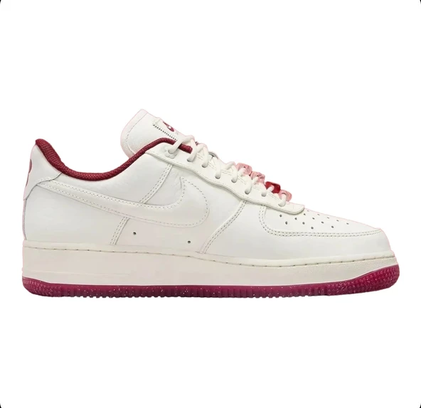 Nike Air Force 1 Valentine’s Day - Resim 3