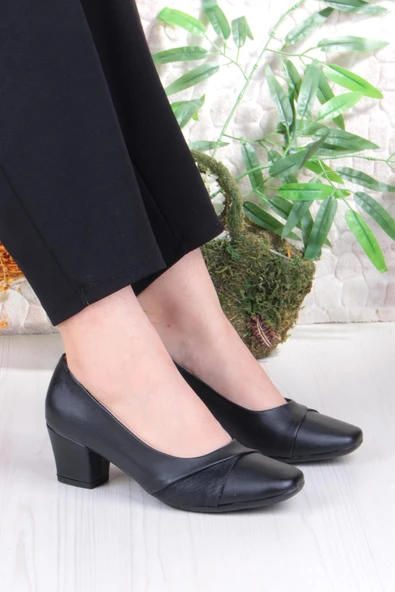 Fort 168625 Nur Rahat Esnek Alçak Topuklu Kadın Ayakkabı ürün görseli