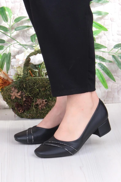 Fort 16501 Erdem Taş Detaylı Alçak Topuklu Kadın Ayakkabı - Resim 2