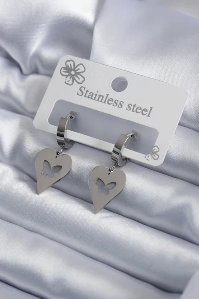 CEYLAN ADAM 316L Çelik Gümüş Renk Kalp Model Kelebek İşleme Kadın Küpe ürün görseli 1