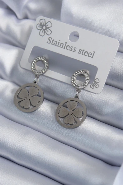 CEYLAN ADAM 316L Çelik Gümüş Renk Zirkon Taşlı Yonca Model İşleme Detay Kadın Küpe ürün görseli 1