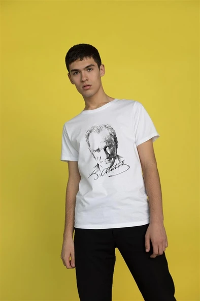 Atatürk Resimli Tshirt ürün görseli 1