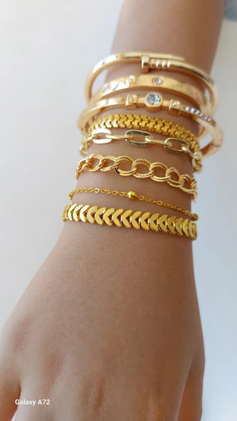 Altın Kaplama Gold çiviZirkon Taşlı Kararmaz Kombin BileklikAltın Kaplama Kadın Lüks Trend Kartier Kombin Bileklik - 2