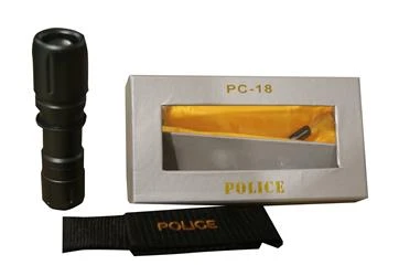 Polıce PC-18 Pilli El Feneri (CREE Led + zoom) ( 3 Tane İnce Kalem Pille Çalışır) - 2