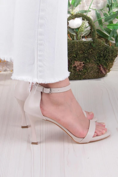 Fort 1100 Arena Cilt Şık Zarif Tek Bant İnçe Topuklu Kadın Ayakkabı - Resim 11