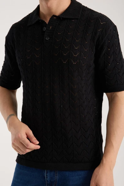 Erkek Polo Yaka Siyah Zigzag Desenli Kısa Kollu Triko Tişört ürün görseli