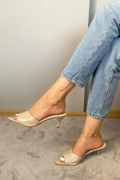 Kadın Moris Bej Rugan 7 cm İnce Topuklu Sivri Burun Terlik - Resim 2