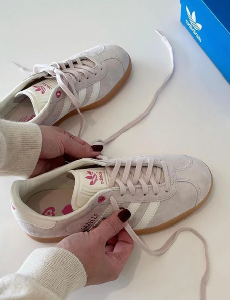 adidas gazelle valentines day edition - Resim 2