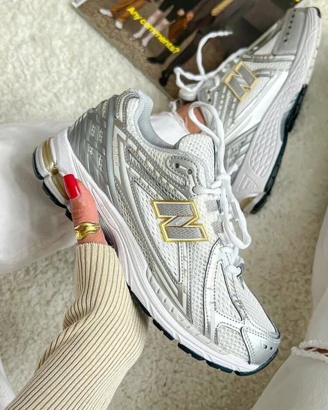 New Balance 1906R White Silver Gold ürün görseli