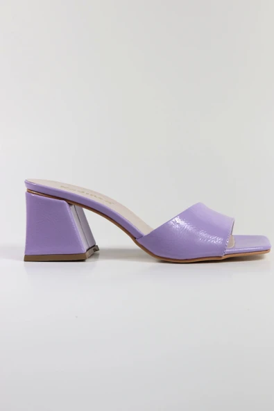 Assortie RENKLİ KALIN TOPUKLU TERLİK 6CM