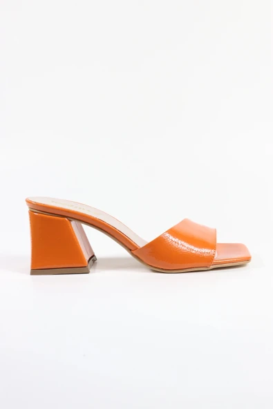 Assortie RENKLİ KALIN TOPUKLU TERLİK 6CM - 1