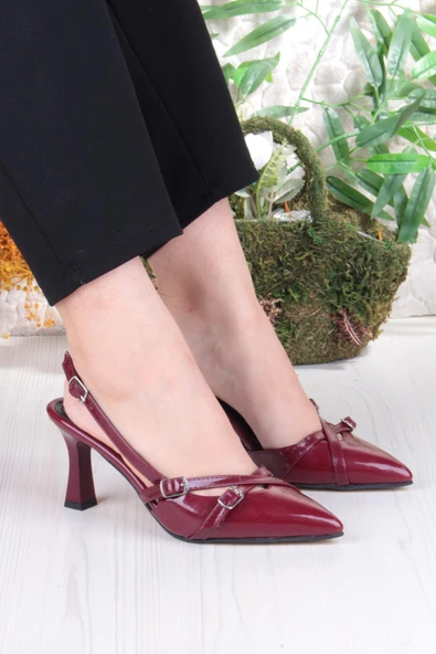 Fort 3669 Uraz Rugan Toka Detaylı Arkası Açık Önü Kapalı Topuklu Kadın Ayakkabı - Resim 8