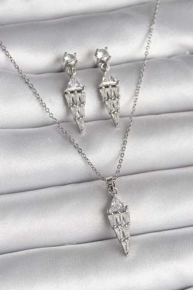 CEYLAN ADAM 316L Çelik Gümüş Renk Zincir Sallantı Zirkon Taş Model Kadın Kolye Küpe Seti