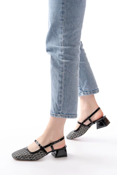 720 Siyah Desenli Arkası Açık Günlük Kadın Sandalet - 2