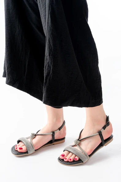 152-1104 Siyah Gümüş Taşlı Günlük Kadın Sandalet - 2