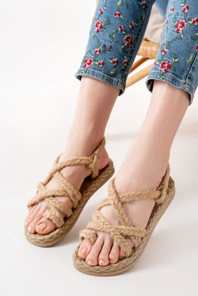 402 Siyah Hasır Kadın Sandalet - 8