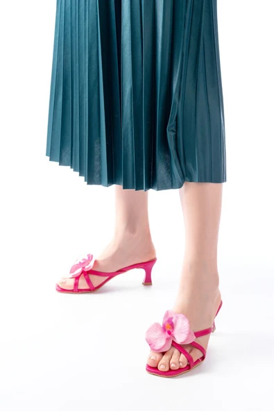 S-622 Siyah Mor Orkide Detaylı İnce Topuklu Kadın Terlik - 8