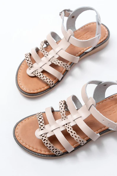 205-014 Siyah Lazerli Kesim Hakiki Deri Ortopedik Taban Günlük Kadın Sandalet - Resim 10