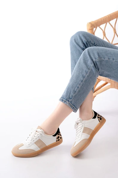 M-6006 Beyaz Garni Leopar Desenli Bağcıklı Termo Taban Günlük Kadın Spor - 5