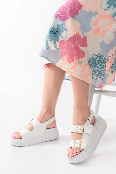 24422-1185 Siyah Dolgu Topuk Kadın Sandalet - 10