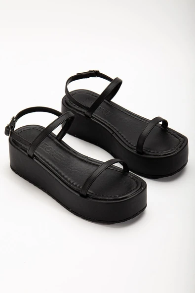 861-1027 Siyah Dolgu Topuk Kadın Sandalet - 4