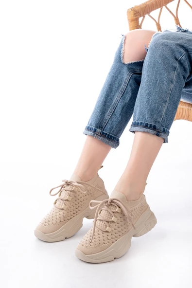 Sp-2024 Bej Günlük Bağcıklı Fileli Taş Aksesuarlı Kadın Spor Ayakkabı