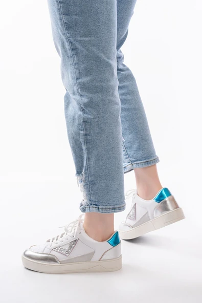 SV-01 Beyaz Leopar Desenli Bağcıklı Kadın Spor Ayakkabı - 7