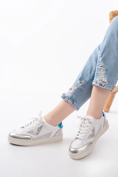 SV-01 Beyaz Leopar Desenli Bağcıklı Kadın Spor Ayakkabı - 8