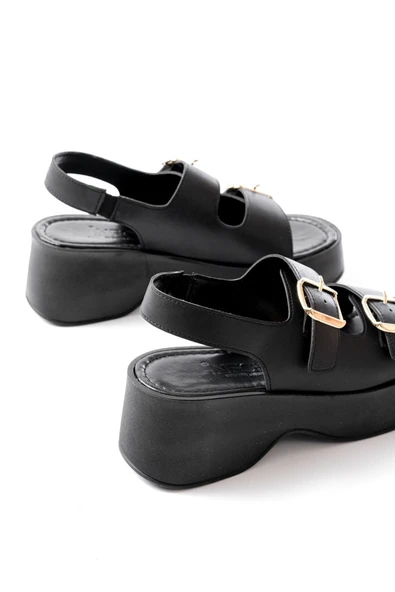 24414-572 Beyaz Tokalı Günlük Dolgu Topuk Kadın Sandalet - 10