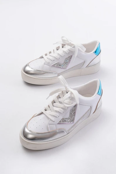 SV-01 Beyaz Leopar Desenli Bağcıklı Kadın Spor Ayakkabı - 9