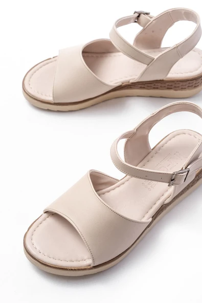 692-500 Bej Ortopedik Taban Tokalı Kadın Sandalet - 4