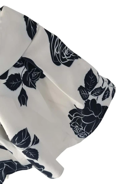 Kız Çocuk Beli Manşetli Yandan Fermuarlı Üzeri Gül Baskılı Kabarık Beyaz Etek - Resim 8