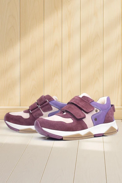 Rakerplus Hakiki Deri Bordo Pembe Metal Detaylı Kız Çocuk Sneakers Ayakkabı ürün görseli