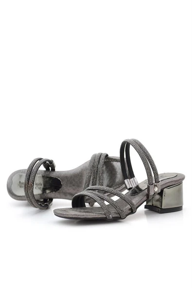 Judy Platin Taşlı Kız Çocuk Topuklu Terlik Ayakkabı - Resim 8