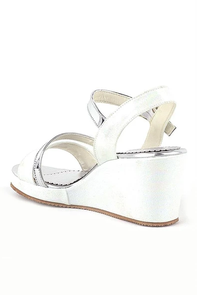 Aurora Ekru Kız Çocuk Dolgu Topuklu Ayakkabı - Resim 4