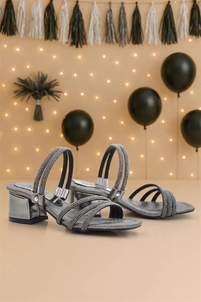 Judy Platin Taşlı Kız Çocuk Topuklu Terlik Ayakkabı - Resim 9